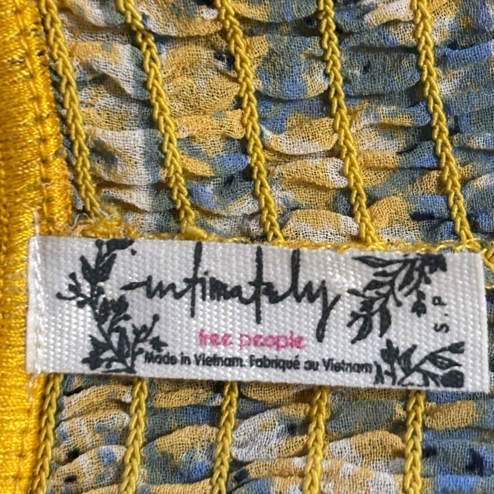 Free People Intimately Dream State Shorts 
Yellow Smocked Pull On Ruffle… - Picture 8 of 10